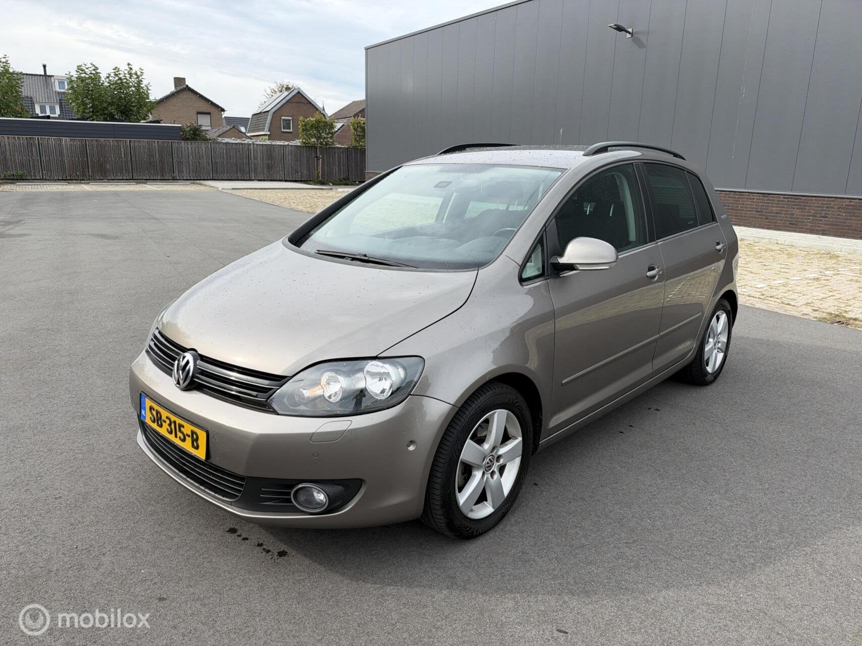 Volkswagen Golf Plus 1.4 TSI Highline Automaat Nette auto, Euro 5, Gebruikt, Bruin, 122 pk