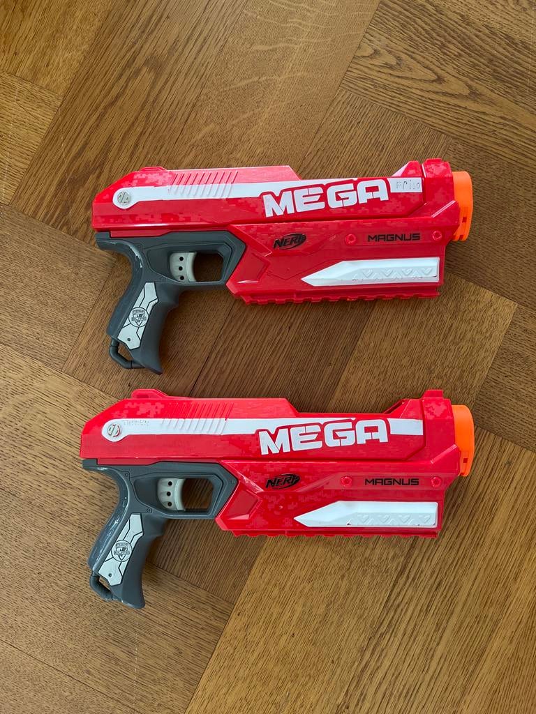 Twee Nerf Mega Magnus blasters, Ophalen of Verzenden, Gebruikt, Jongen of Meisje