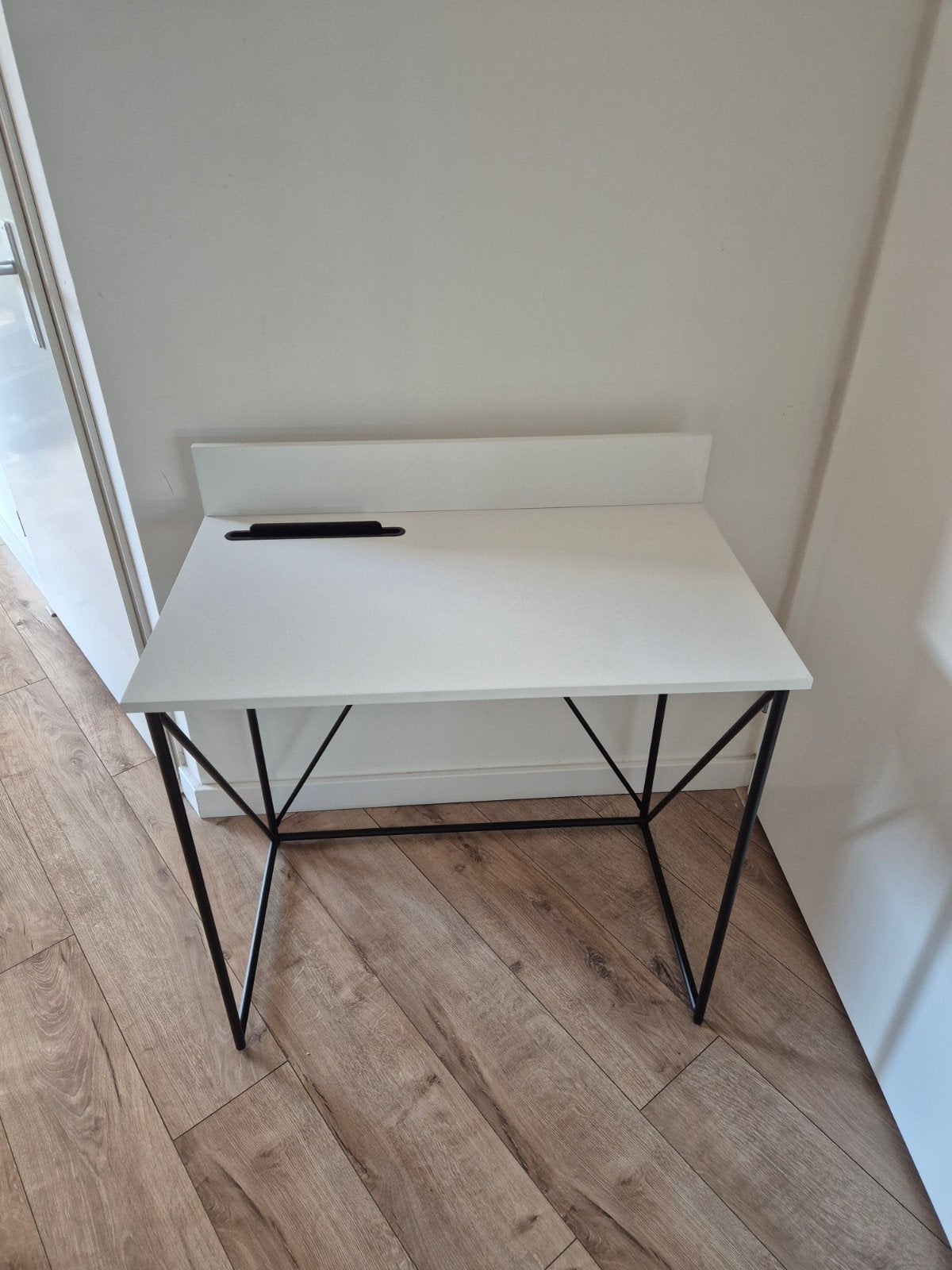 'Tenzo Tell' bureau tafel Wit - zwart metalen onderstel, Ophalen, 48 cm, Metaal, 80 cm