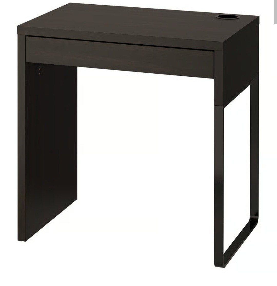 Kinder bureau Micke 73 x 50 cm, Ophalen, Zo goed als nieuw
