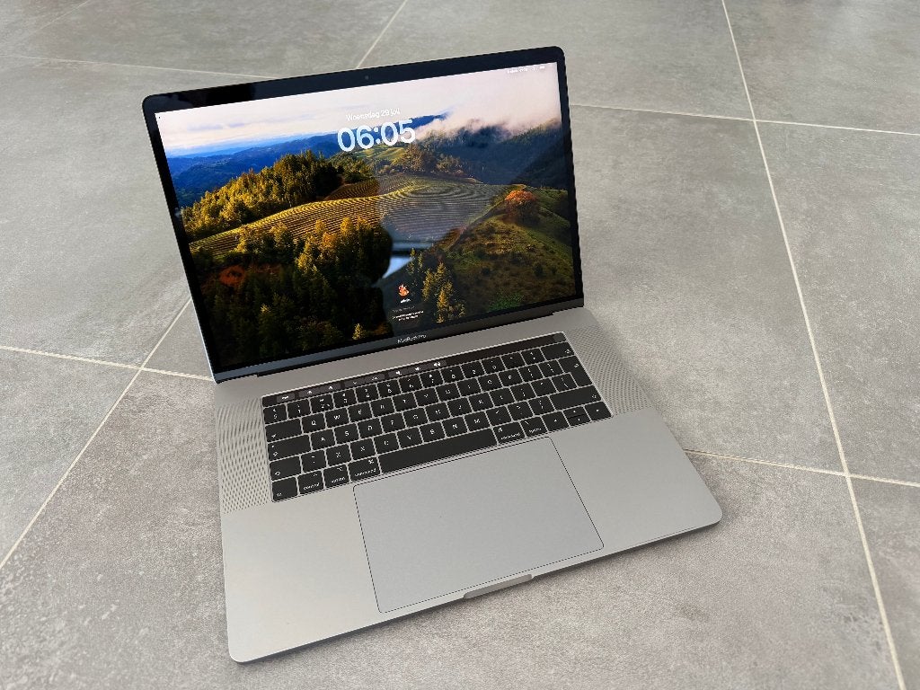 Apple MacBook Pro 15-inch (2019)  Core i9 32 GB RAM 4 TB SSD, Computers en Software, Apple Macbooks, MacBook Pro, 1 TB of meer