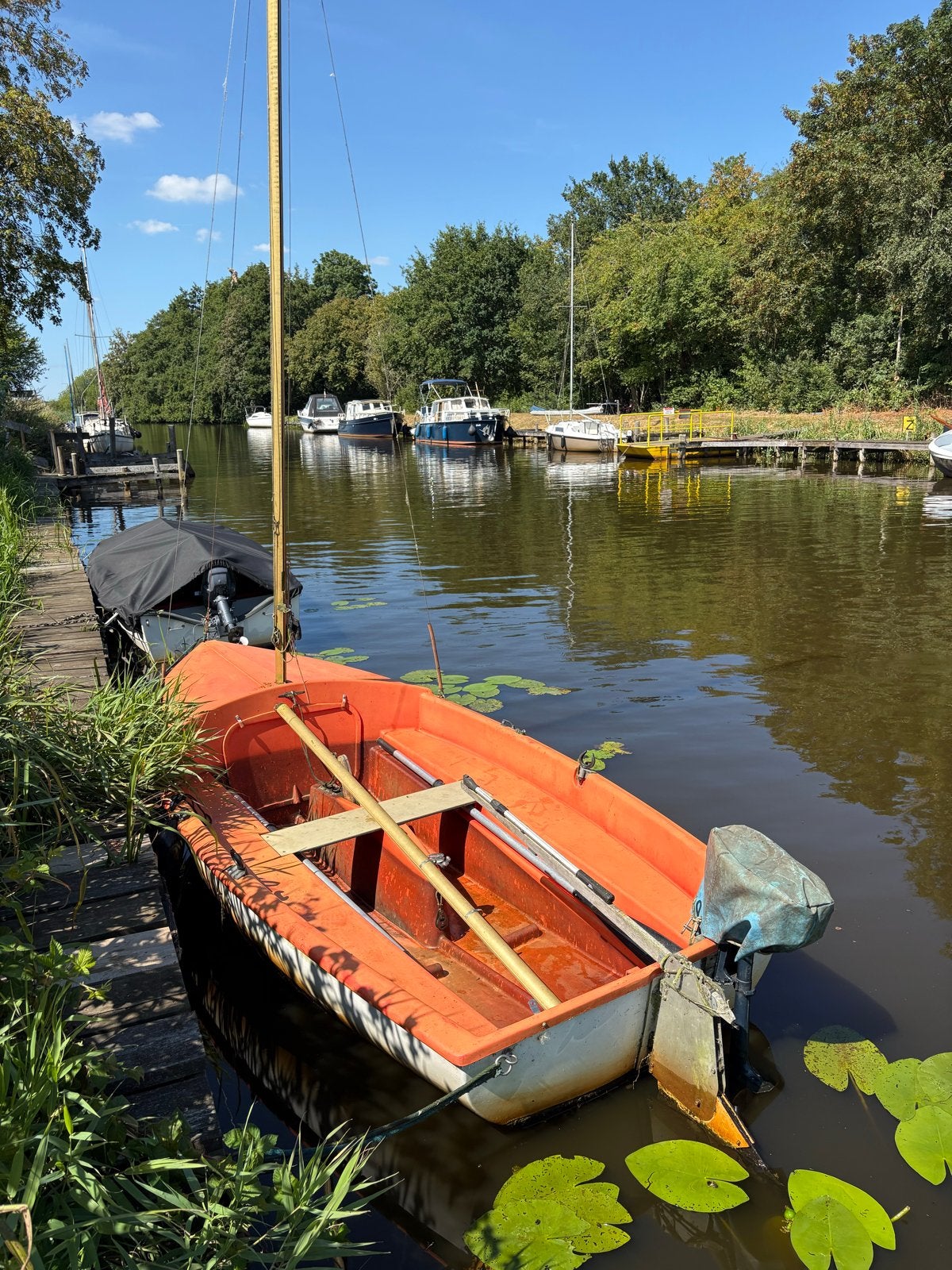 Zeilbootje met 2pk Yamaha buitenboordmotor, Ophalen, Gebruikt