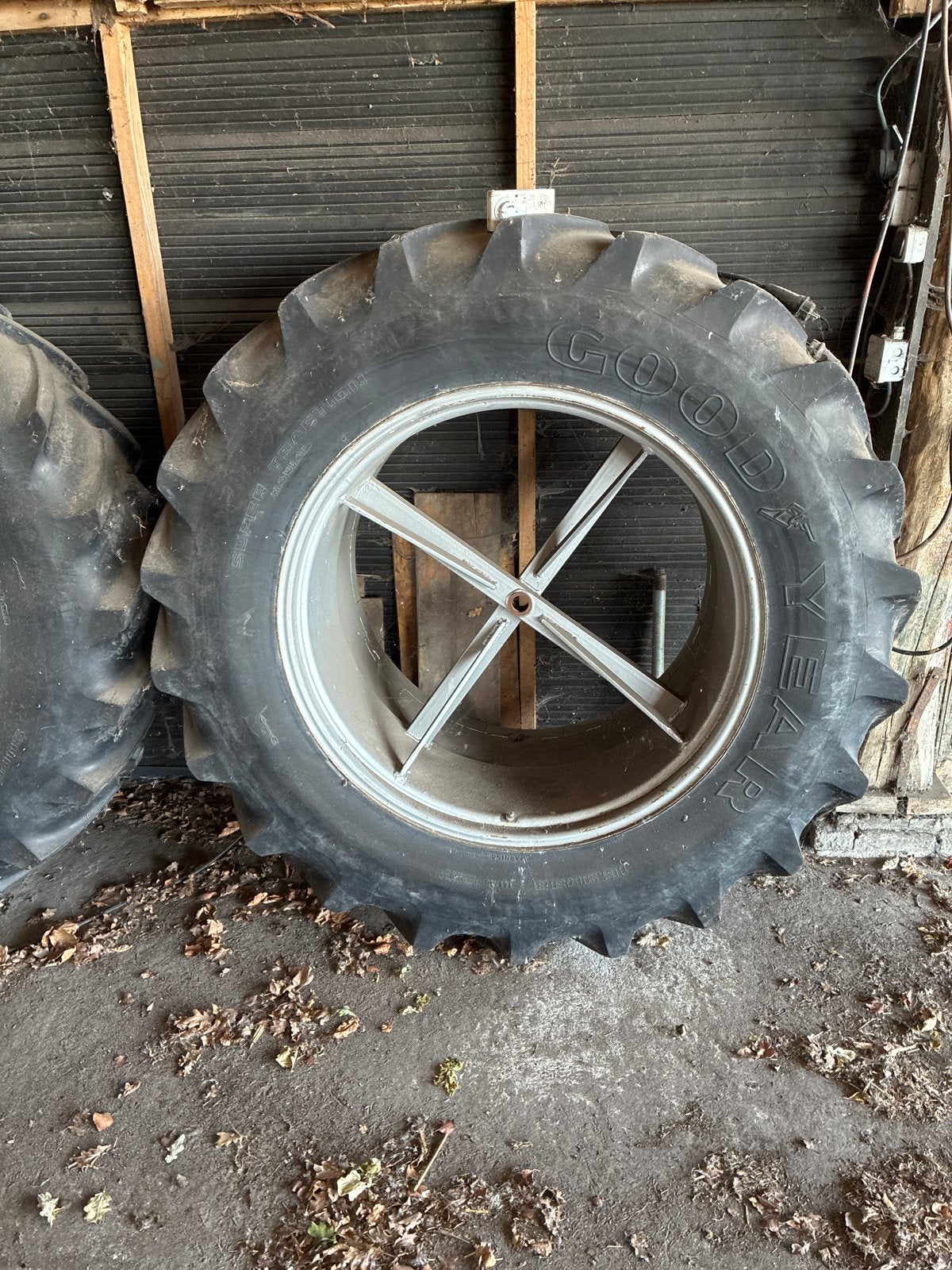 Goodyear 16.9R38 tractorbanden met velgen, Zakelijke goederen, Ophalen