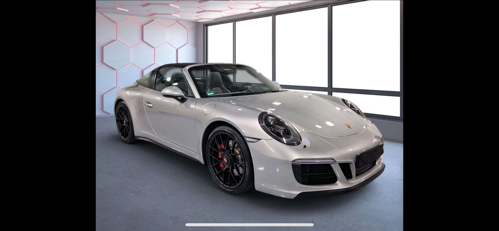 Porsche 911 GTS Targa 2017. Porsche approved, Automaat, Dealer onderhouden, Cabriolet, 4 stoelen