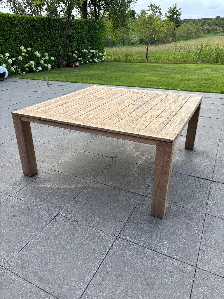 Rough Teak Tuintafel Vierkant  Nieuwstaat, Ophalen of Verzenden, Zo goed als nieuw, Vierkant, Teakhout