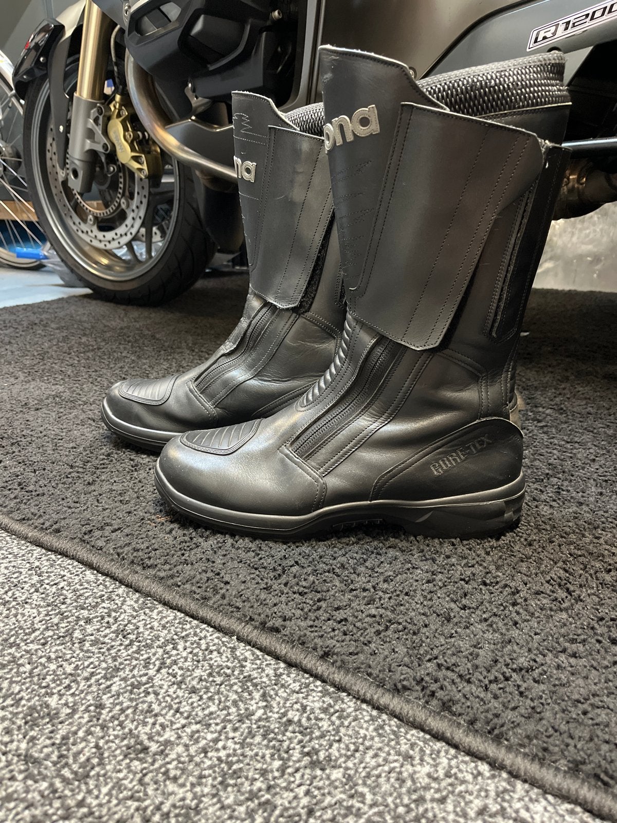 Daytona Traveller GTX motorlaarzen maat 44, Motoren, Kleding | Motorkleding, Ophalen of Verzenden, Tweedehands, Heren, Laarzen