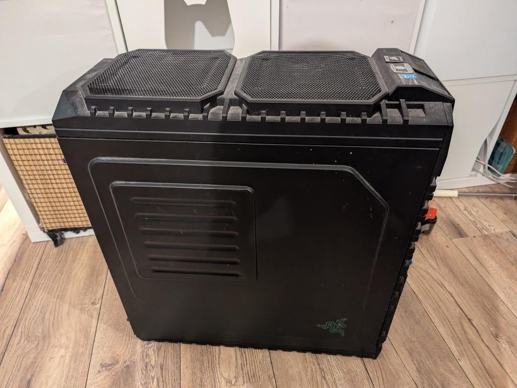 i7 8700K, 16GB RAM, 850W voeding & HAF X, Computers en Software, Ophalen, Gebruikt, Zelf gebouwde pc, Gaming