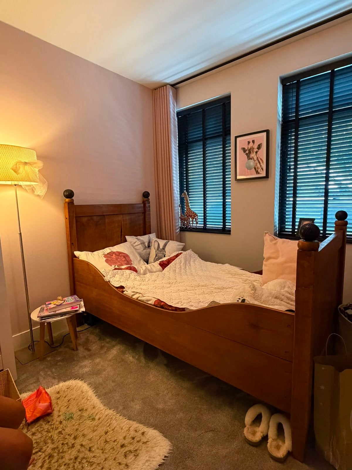 Charmant brochant meidenbed, Ophalen, Gebruikt, Ledikant