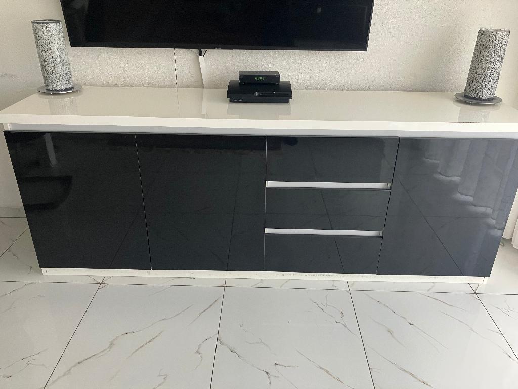 Dressior 220 cm breed, Huis en Inrichting, Kasten | Dressoirs, Gebruikt, Met deur(en), Ophalen of Verzenden, 200 cm of meer