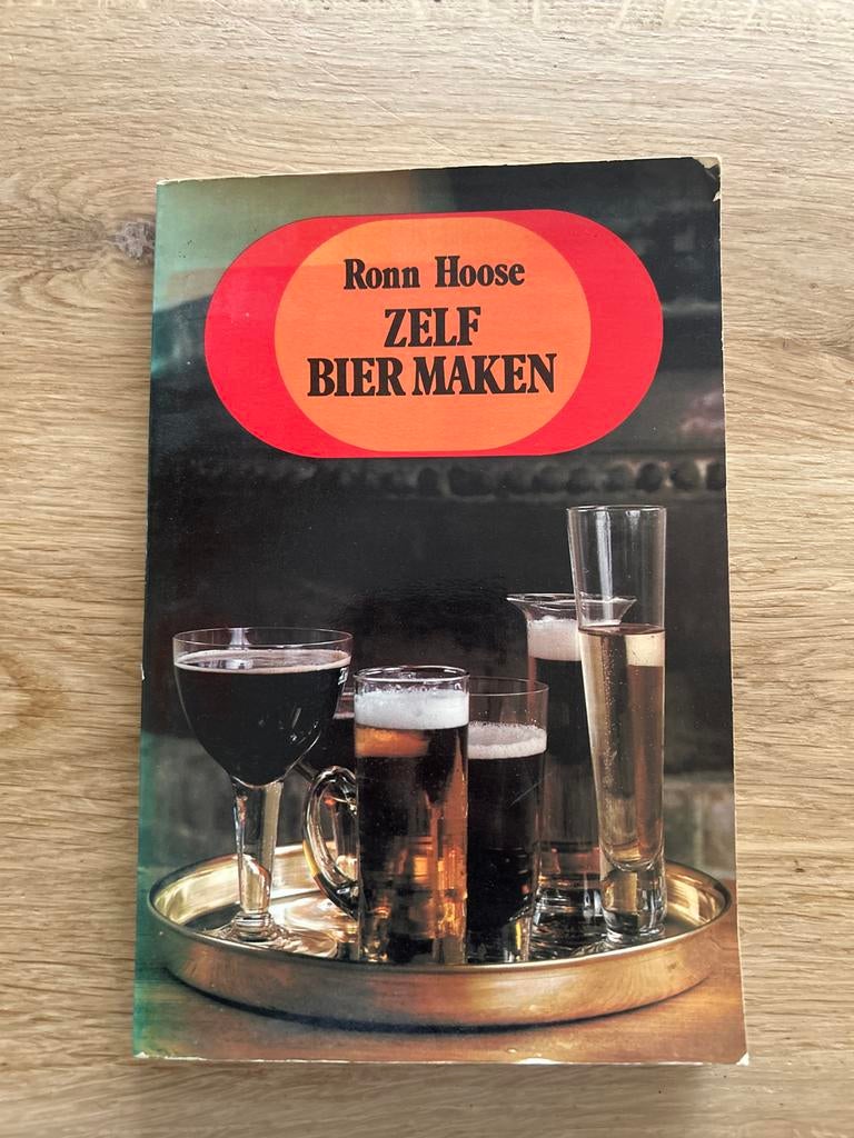 Zelf Bier Maken - Ronn Hoose (Vintage Boek, Ophalen of Verzenden, Gelezen, Overige onderwerpen