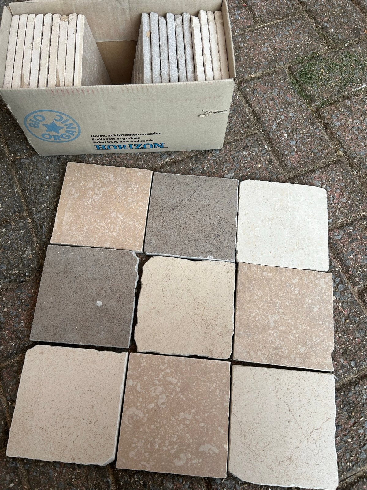 Kleine partij tegels (3 kleuren) - 14x14 cm, Ophalen, Gebruikt, Keramiek, Overige typen