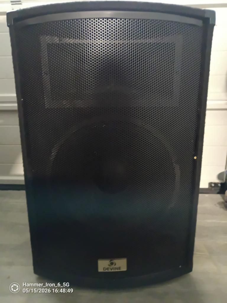Devine Luidspreker - Krachtig Geluid voor Elk Evenement, Gebruikt, 120 watt of meer, Front, Rear of Stereo speakers, Ophalen