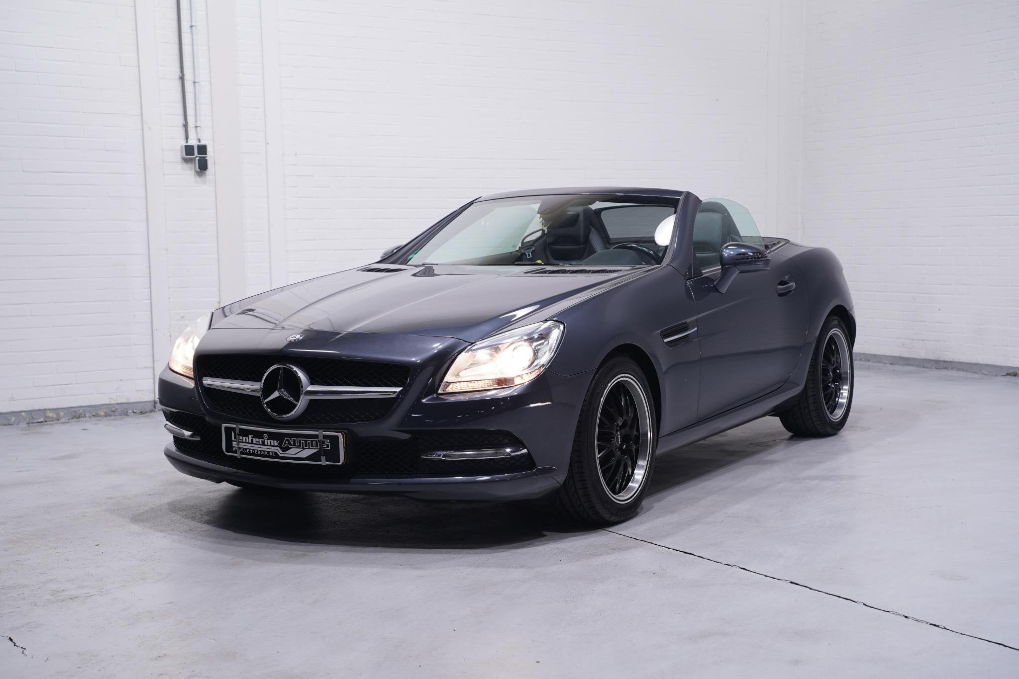 Mercedes-Benz SLK-klasse 200 navigatie lederen-bekleding sto, Auto's, Mercedes-Benz, Euro 5, Gebruikt, Zwart, 4 cilinders
