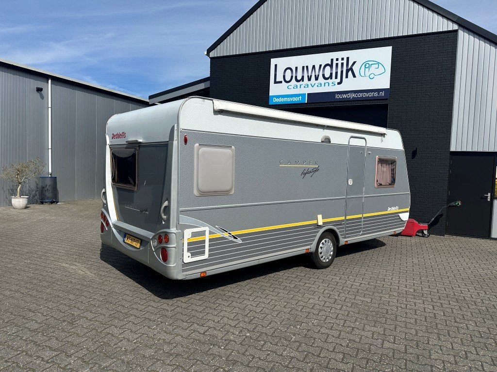 DETHLEFFS Camper 510 DB ’06 (Fransbed, Rondzit), Rondzit, Vast bed, 7 tot 8 meter, Bedrijf
