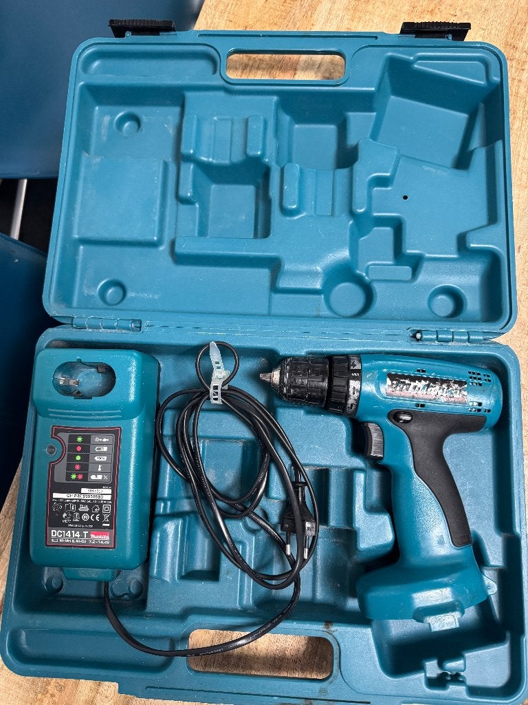makita 6280d 14,4 V Boor-/schroefmachine voor onderdelen, Ophalen of Verzenden, Gebruikt, Boor- en Schroefmachine