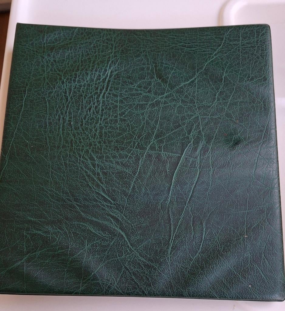 Muntenalbums Hartberger klein ( 23 x 23 cm.), Postzegels en Munten, Munten en Bankbiljetten | Toebehoren, Verzenden, Verzamelmap