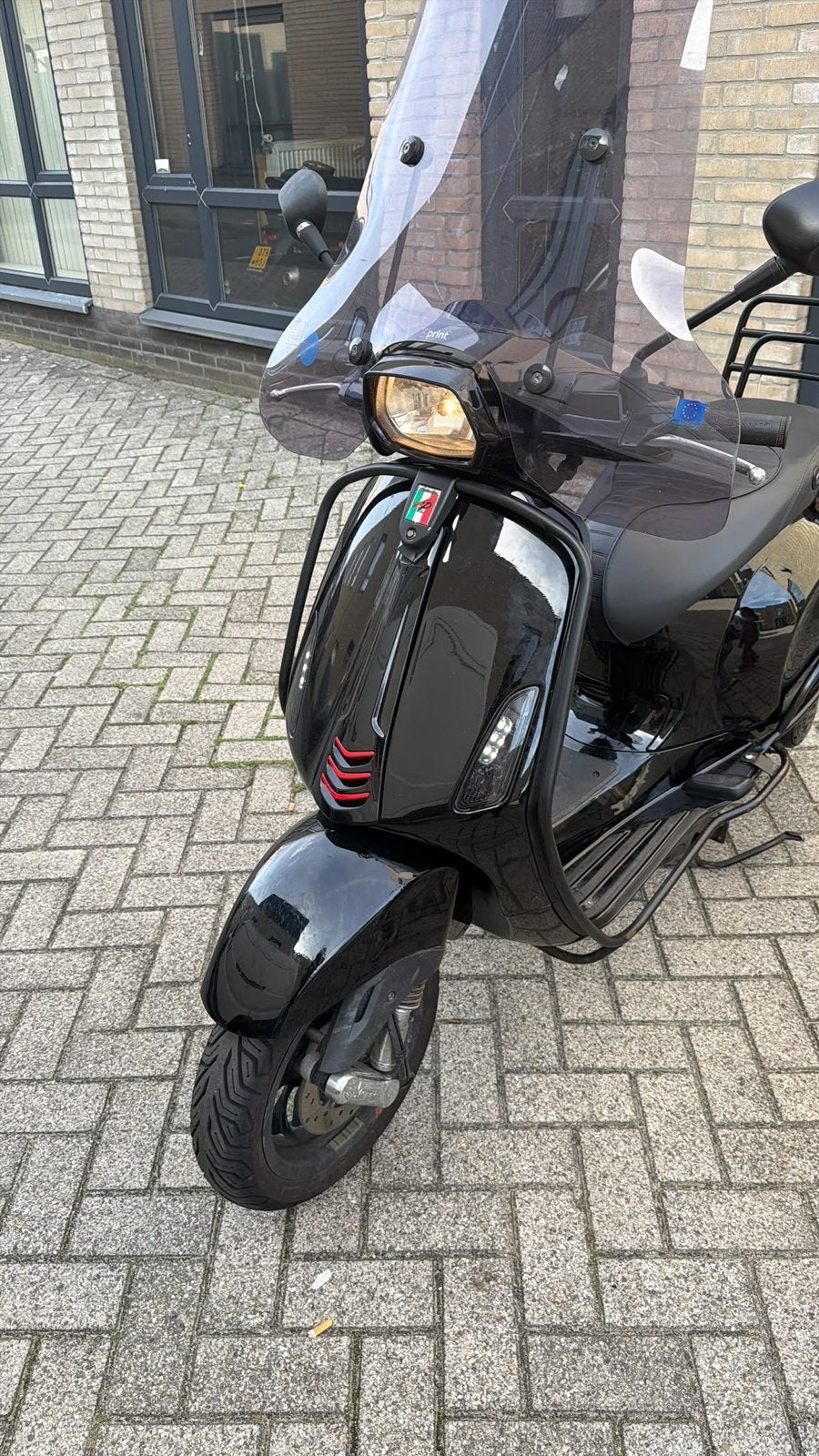 Vespa Sprint 2018 – Black Edition, Fietsen en Brommers, Ophalen, Zo goed als nieuw, Benzine, Vespa
