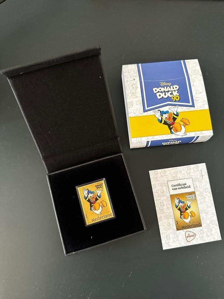 Gouden postzegel Donald Duck 90 jaar 24- limited edition, Postzegels en Munten, Postzegels | Nederland, Ophalen of Verzenden, Na 1940
