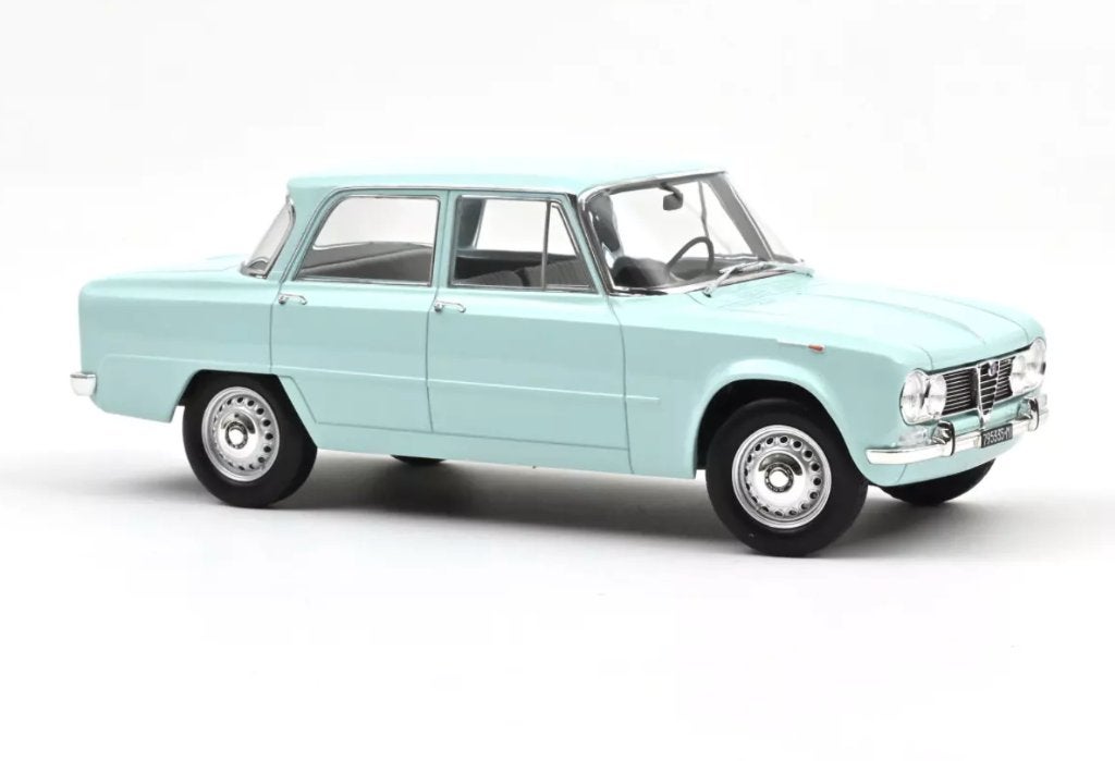 Alfa Romeo Giulia TI 1964 Licht Blauw 1/18 NOREV ref: 187974