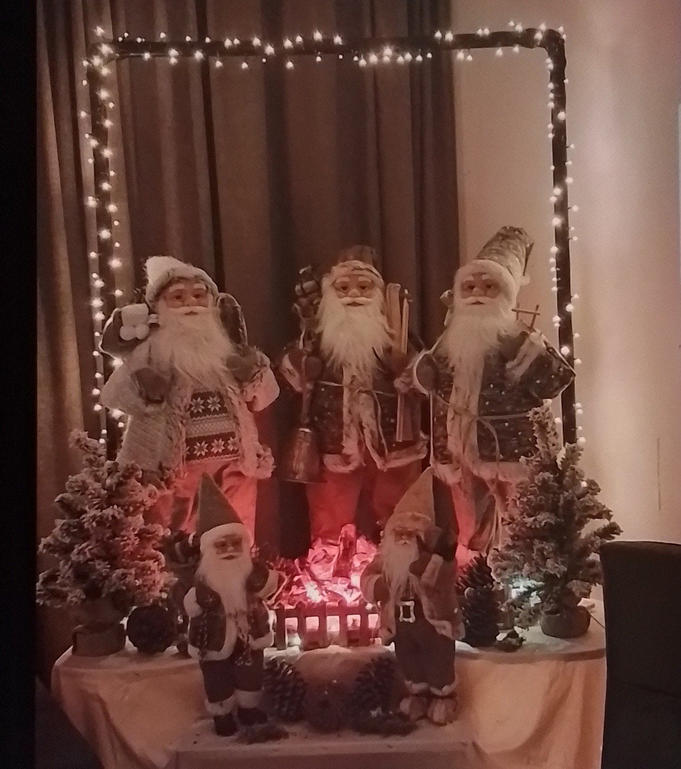 3 kerstmannen 80 cm hoog, Ophalen