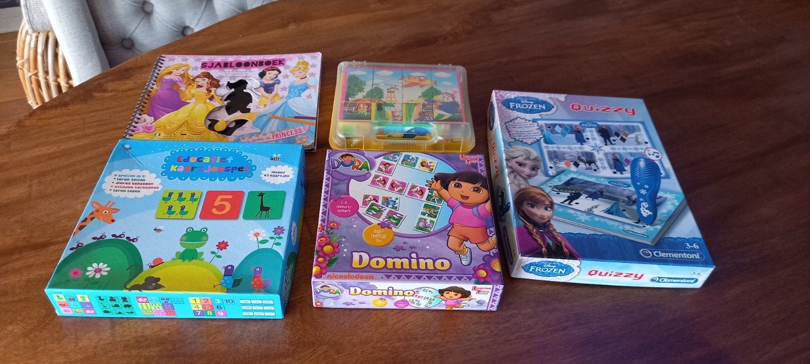 Educatief speelgoed pakket: Dora, Frozen, Disney en meer, Ophalen of Verzenden, Gebruikt, Taal en Lezen