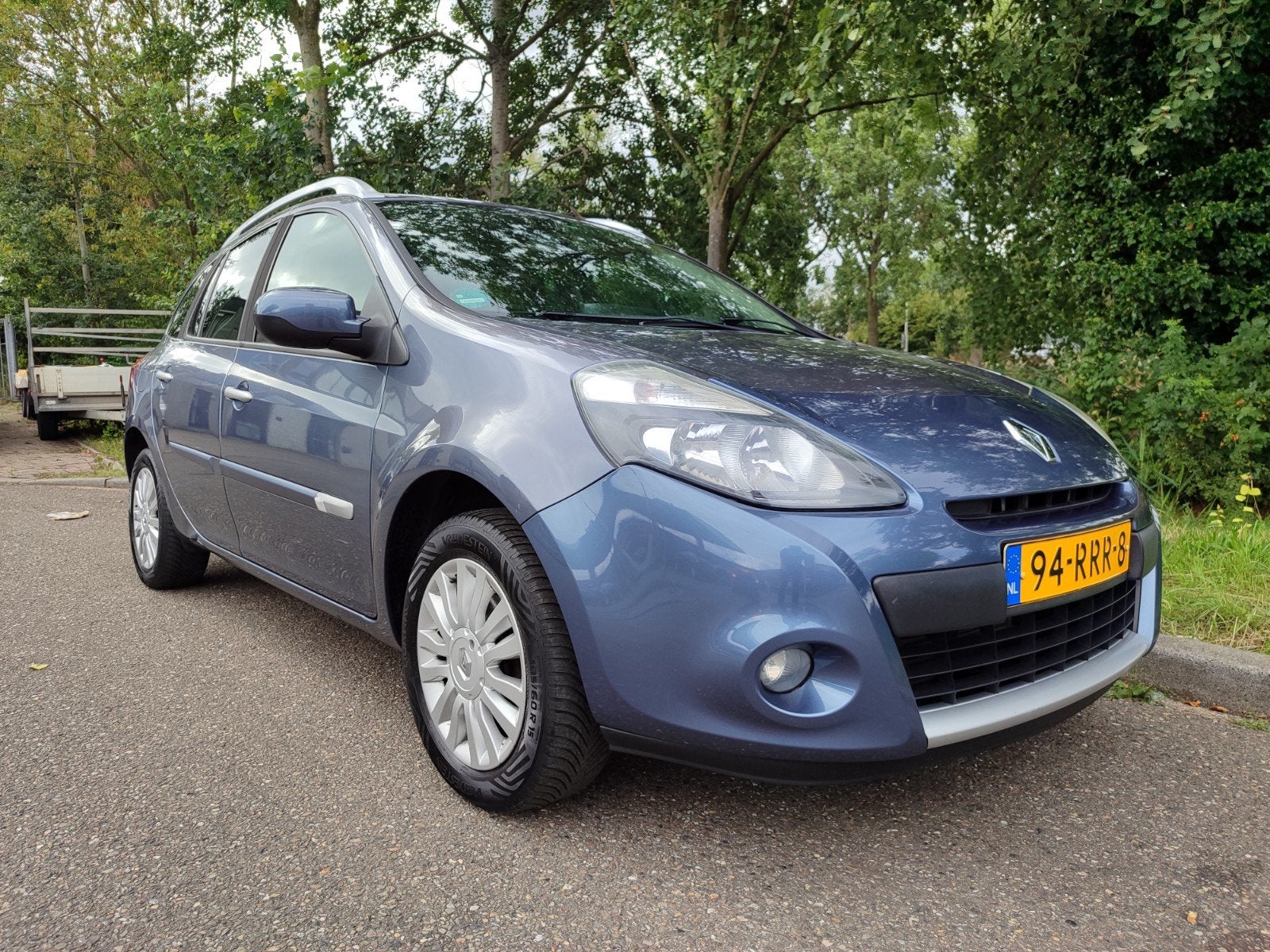 Renault Clio 1.2 TCE Estate 2011 Blauw Nieuwe APK!, Voorwielaandrijving, Zwart, 4 cilinders, 1095 kg