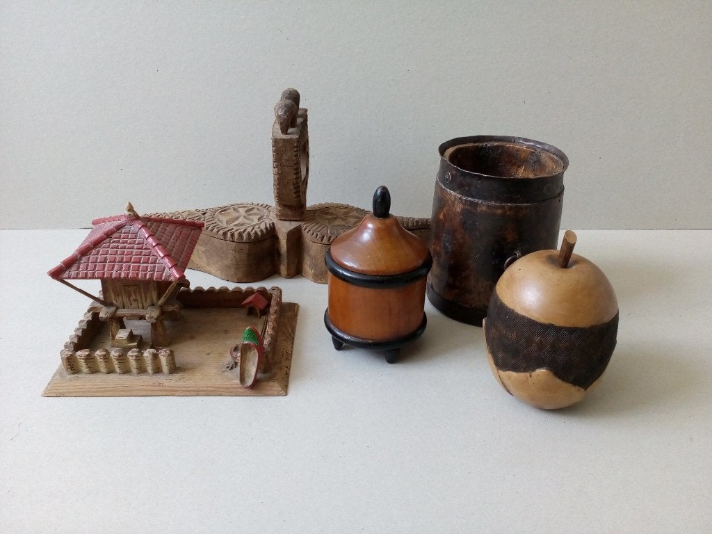 Oud Aziatisch Tikkakistje/potjes. Allerlei. Pr. p/st.vanaf, Ophalen of Verzenden