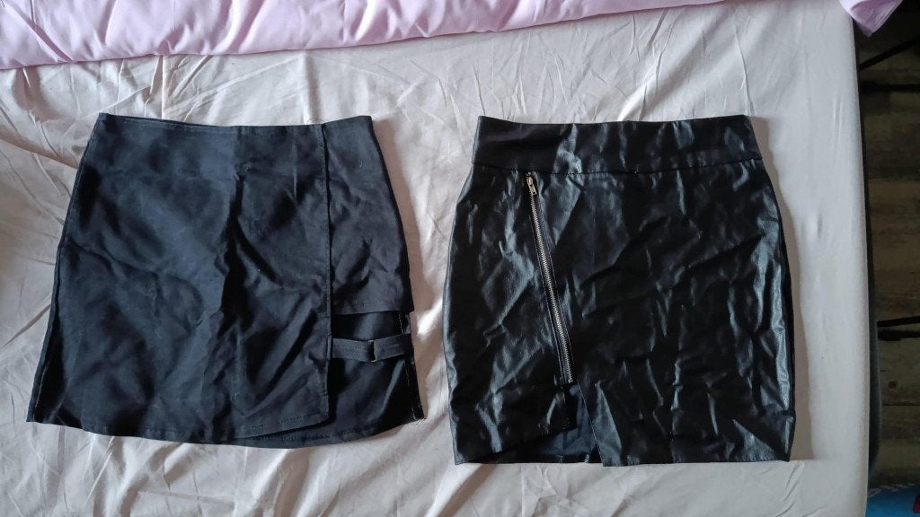 2x Zwarte Faux Leren Mini Rokken - Maat S, Zwart, Ophalen of Verzenden, Zo goed als nieuw, Maat 36 (S)