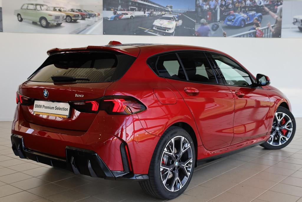 BMW 1 Serie 120 | M Sportpakket Pro | Alcantara | Stoel & St, Auto's, Stof, Met garantie (alle), Origineel Nederlands, Bedrijf