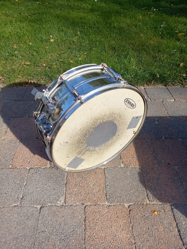 Pearl Mirror Chrome Steel Shell Snaredrum – Evans, Ophalen, Gebruikt, Pearl