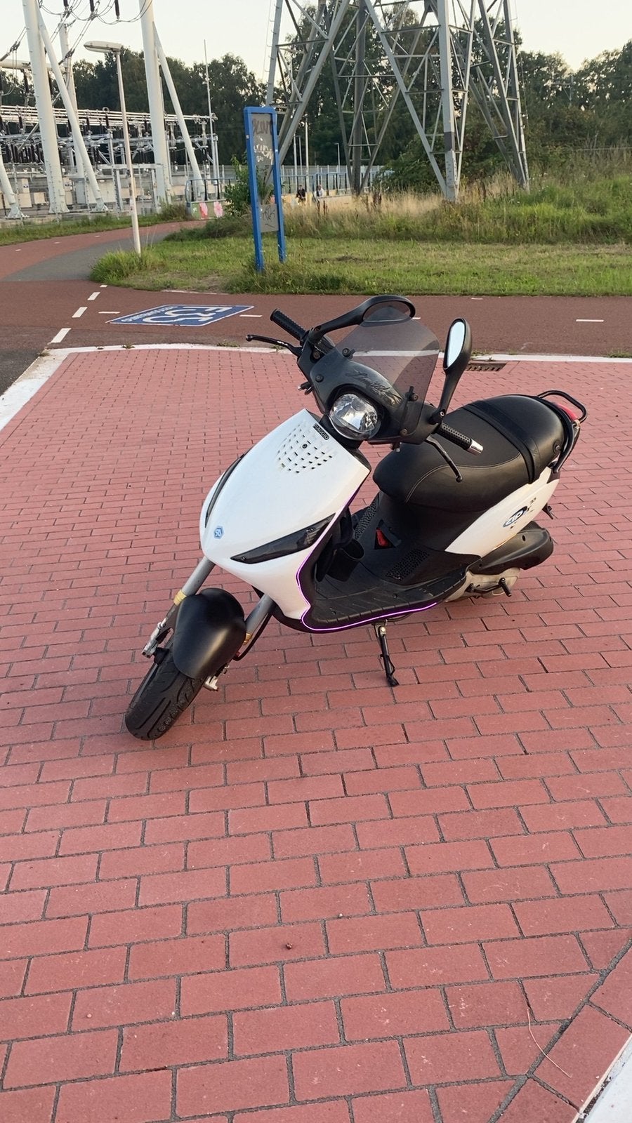 Uk style Zip 172 s1, Ophalen, Tweetakt, Zip, Zo goed als nieuw