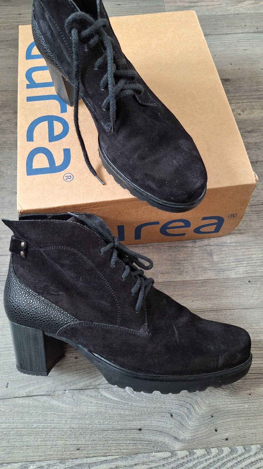 durea maat 39 wijdte h 1xaangehad, Ophalen of Verzenden, Zo goed als nieuw, Zwart, Sneakers of Gympen