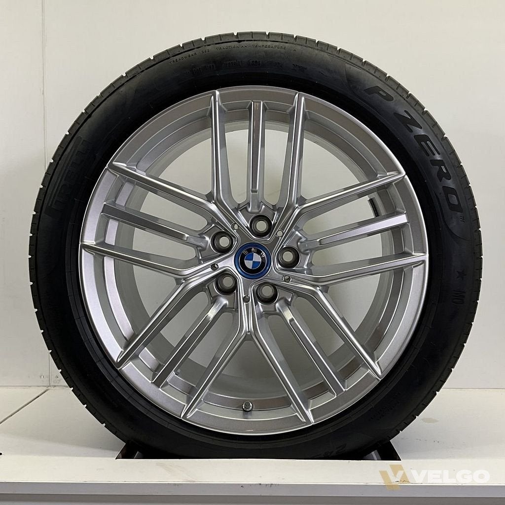 BMW 5 SERIE G60 G61 I5 G60 SET VELGEN + ZOMERBANDEN 19 INCH, Auto-onderdelen, 19 inch, -, -, Banden en Velgen