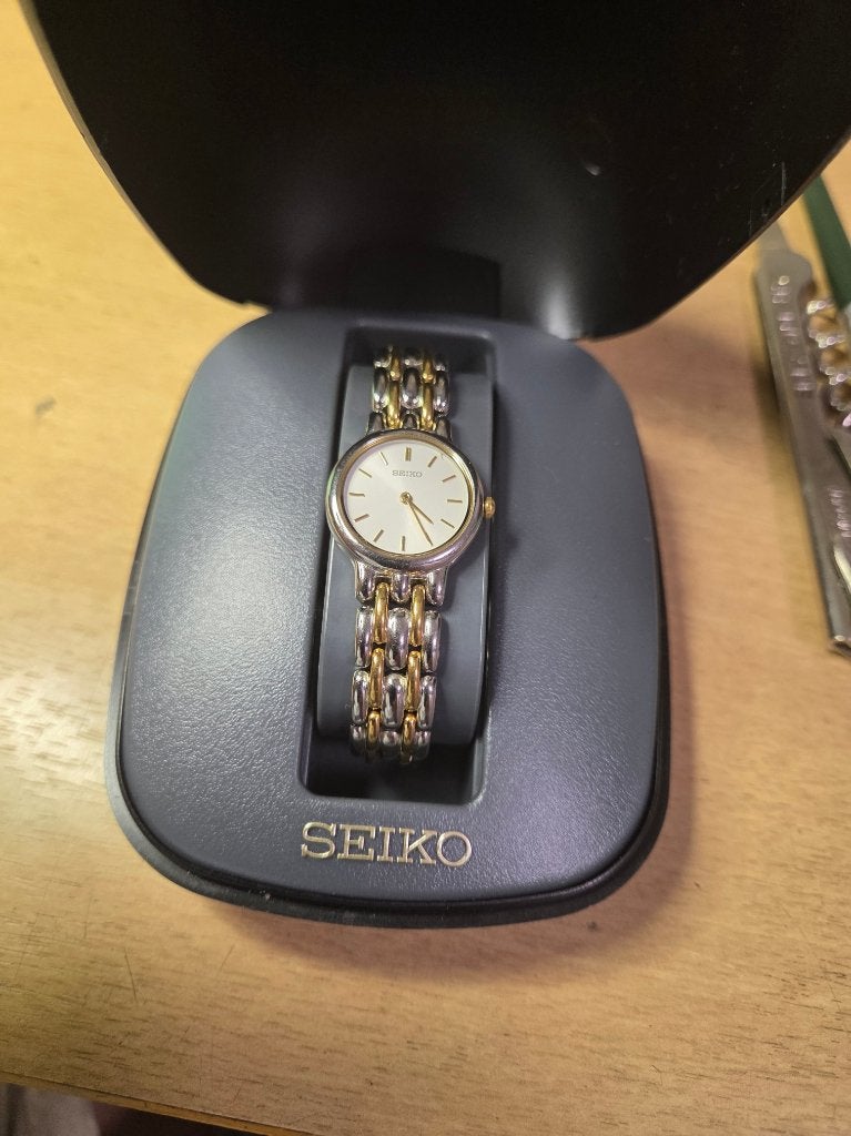 goedlopende seiko V700-6379 - nieuwe batterij geplaatst, Overige merken, Overige materialen, Polshorloge, Overige materialen