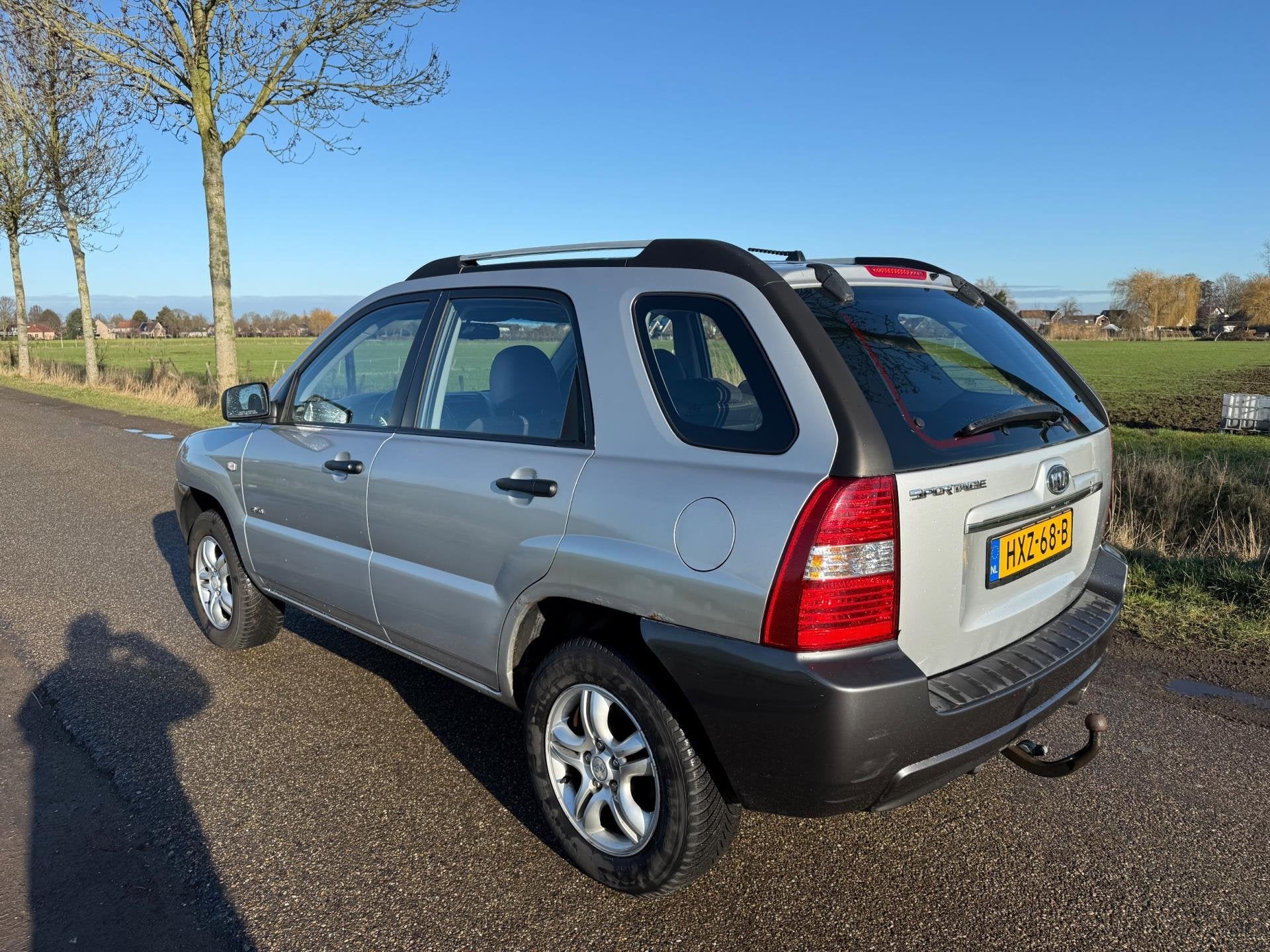 Kia SPORTAGE 2.0 CVVT X-treme 4WD 4x4 Uniek ! Export, Auto's, Kia, Stof, Gebruikt, 4 cilinders, Bedrijf
