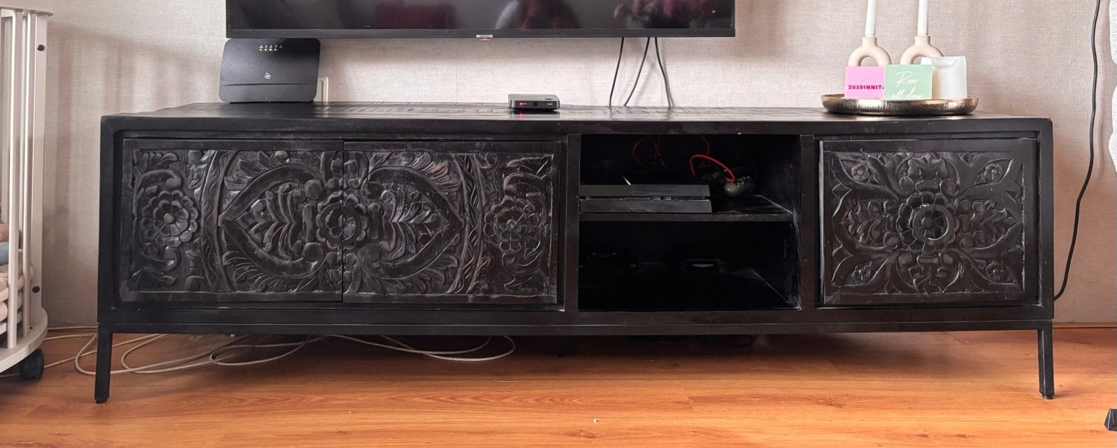 Tv meubel mango hout, Huis en Inrichting, Kasten | Televisiemeubels, Ophalen, 150 tot 200 cm, Zo goed als nieuw, 150 tot 200 cm