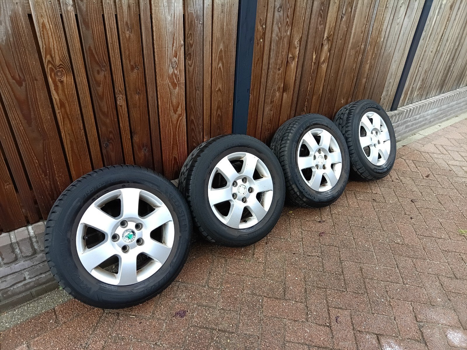 skoda velgen 15 ich, Ophalen
