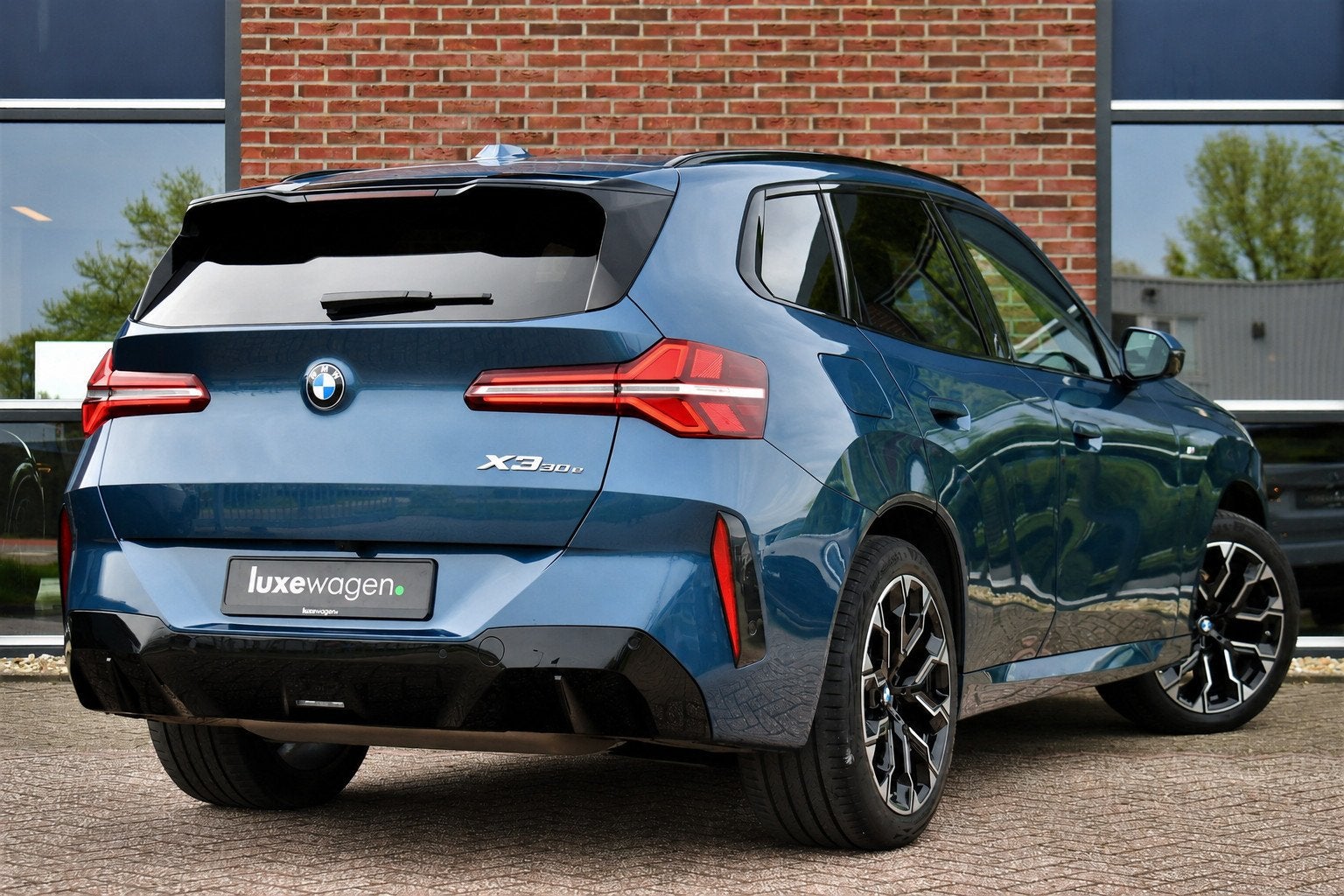 BMW X3 30e xDrive M-Sport Pano ACC 360 H/K HUD 20inch, Auto's, Automaat, Gebruikt, 4 cilinders, Blauw