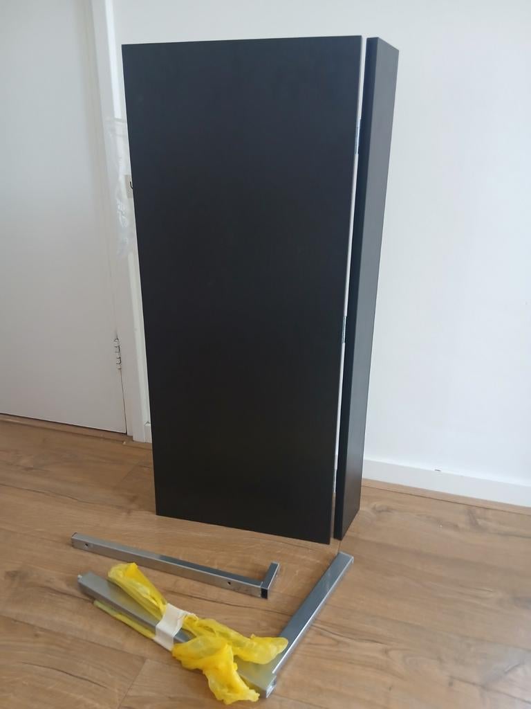 IKEA Klapbureau - Zwart - Goede staat, Huis en Inrichting, Bureaus, Metaal, Ophalen of Verzenden, Zo goed als nieuw, IKEA