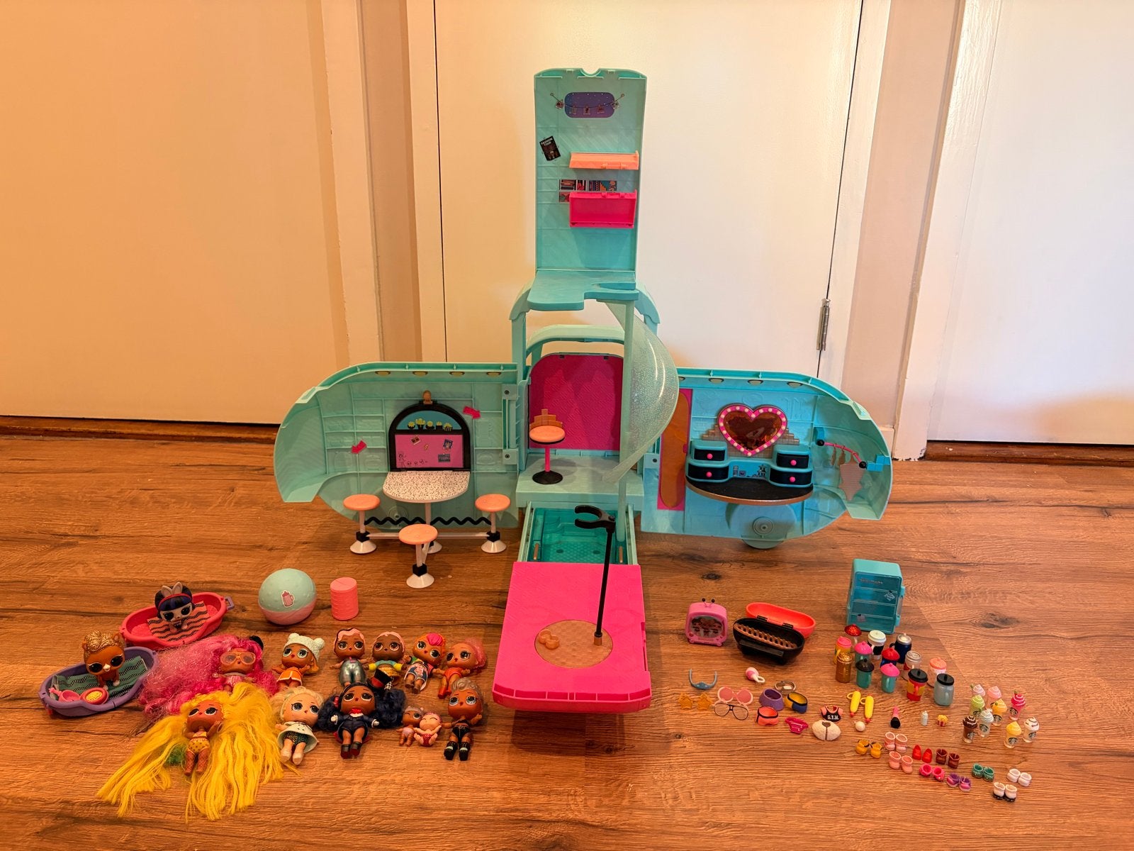 LOL Surprise OMG Glamper Camper met accessoires, Kinderen en Baby's, Ophalen of Verzenden