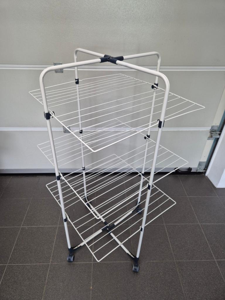 Handig droogrek met 3 lagen en wieltjes, Ophalen, Gebruikt