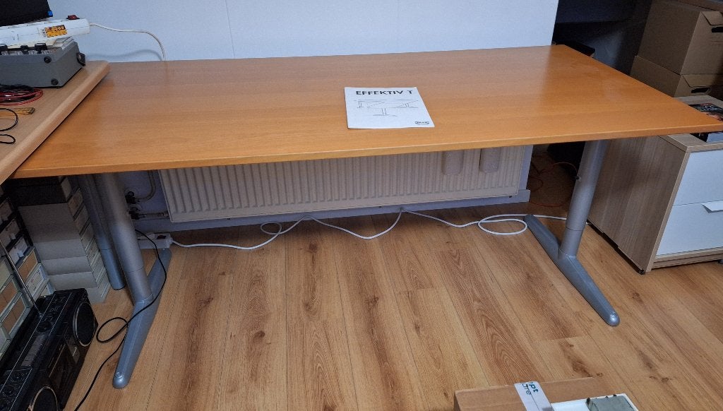 Bureau IKEA Effektiv, Ophalen, 160 cm, Spaanplaat of MDF, Schoolbureau