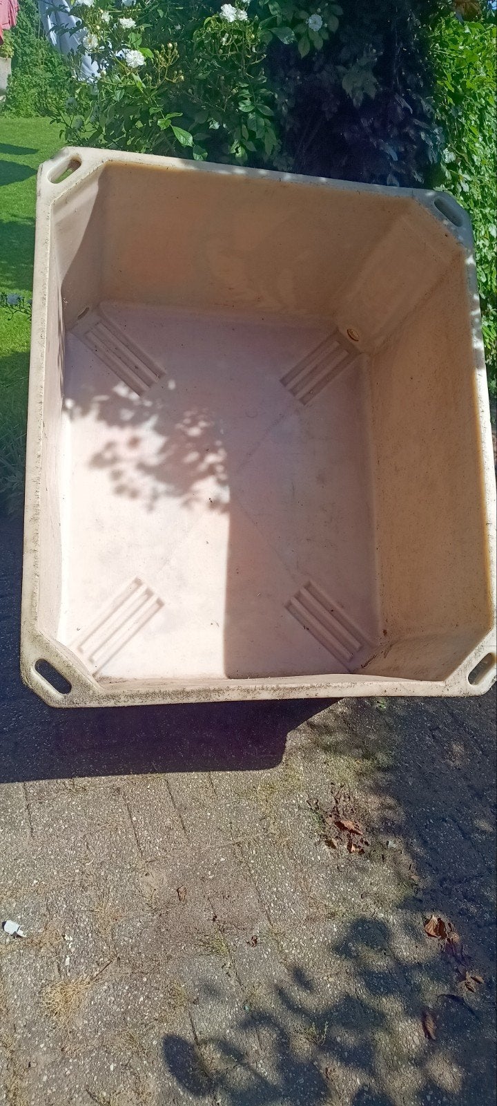 Waterbak met vier uitlopen, Ophalen, Gebruikt