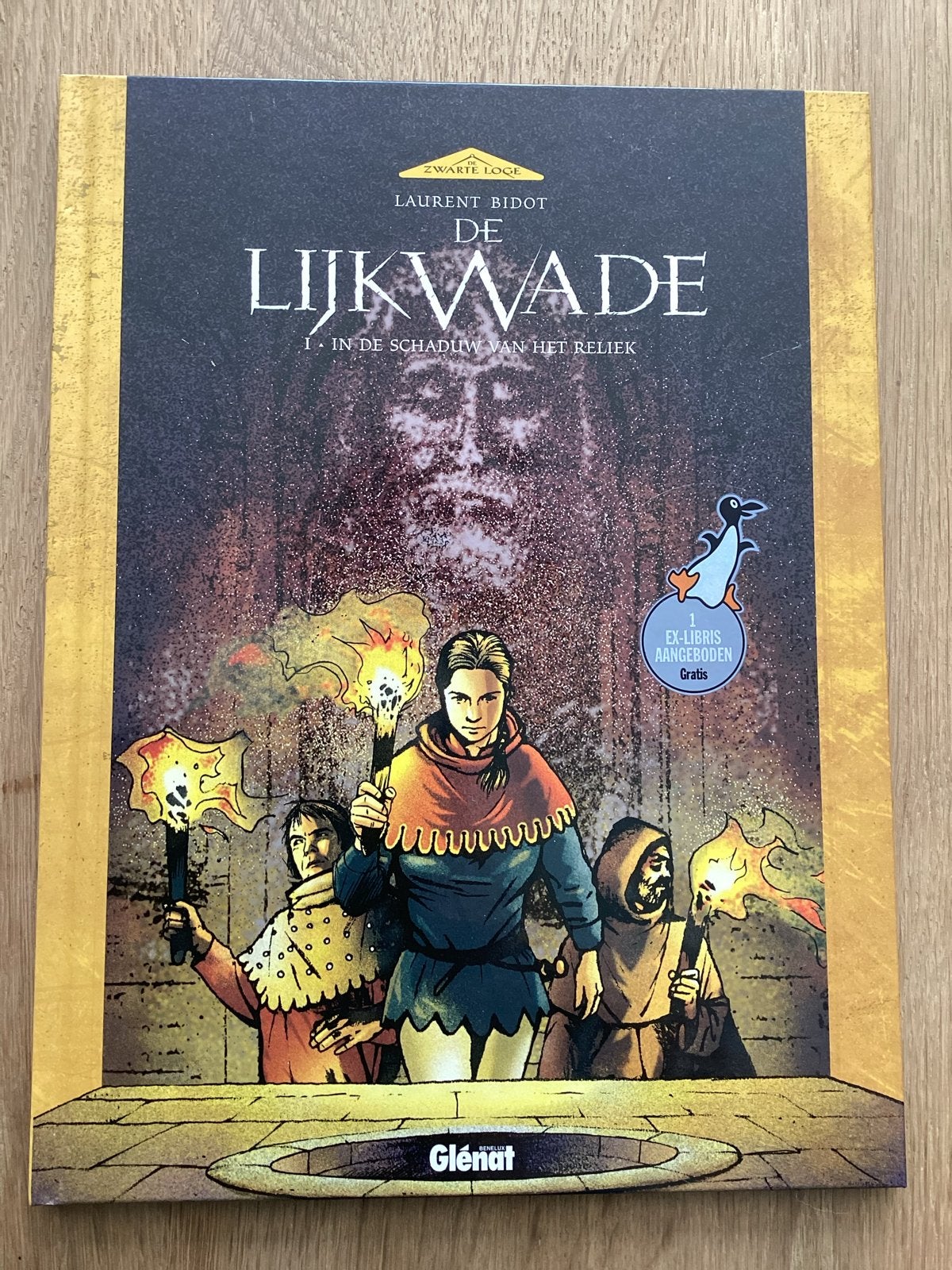 De Lijkwade 1: In de Schaduw van het Reliek - Hardcover, Eén stripboek, Ophalen of Verzenden, Zo goed als nieuw