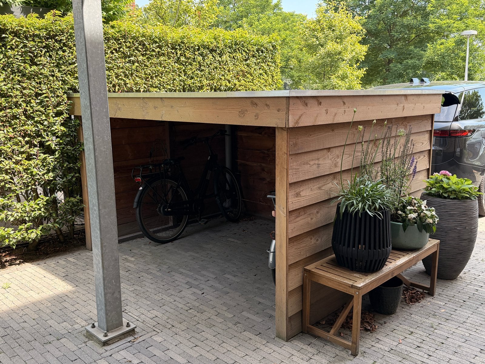 Douglas (fietsen) berging, Tuin en Terras, Ophalen, Zo goed als nieuw, Veranda