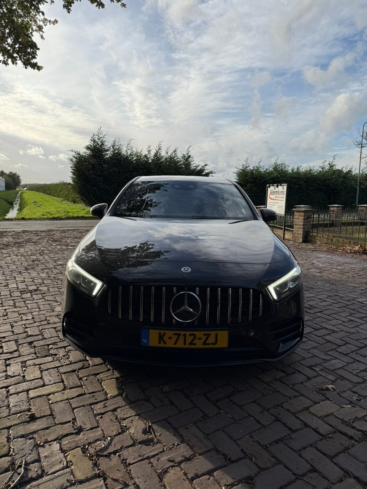 Mercedes-Benz A-Klasse A 250 224pk 7G-DCT 2019 Zwart, 4 cilinders, Zwart, 75 €/maand, Particulier
