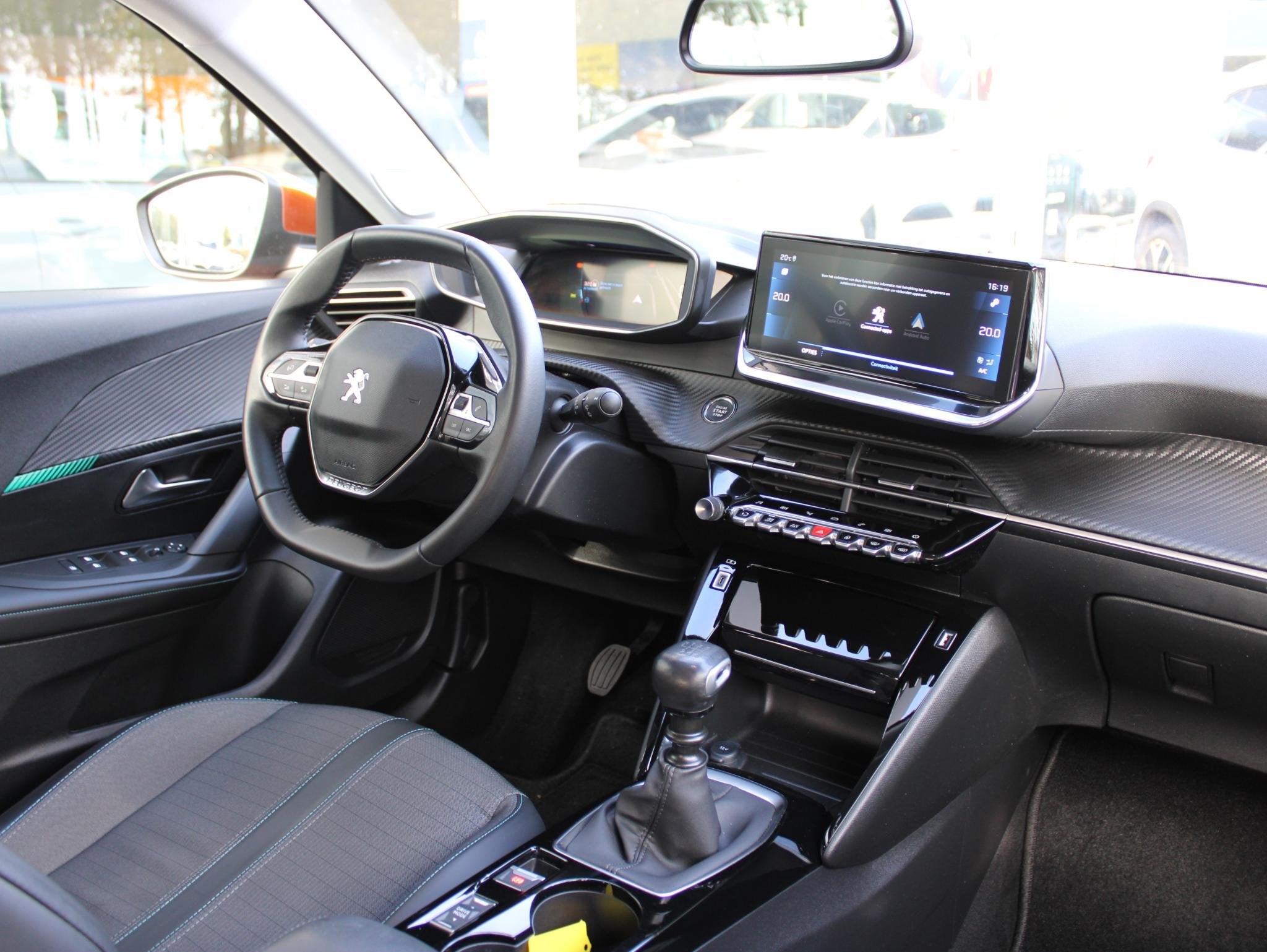 Peugeot 2008 1.2 PT Allure Pack | Camera / Climate / Navi, Auto's, Peugeot, 12 maanden, Gebruikt, Euro 6, 102 pk