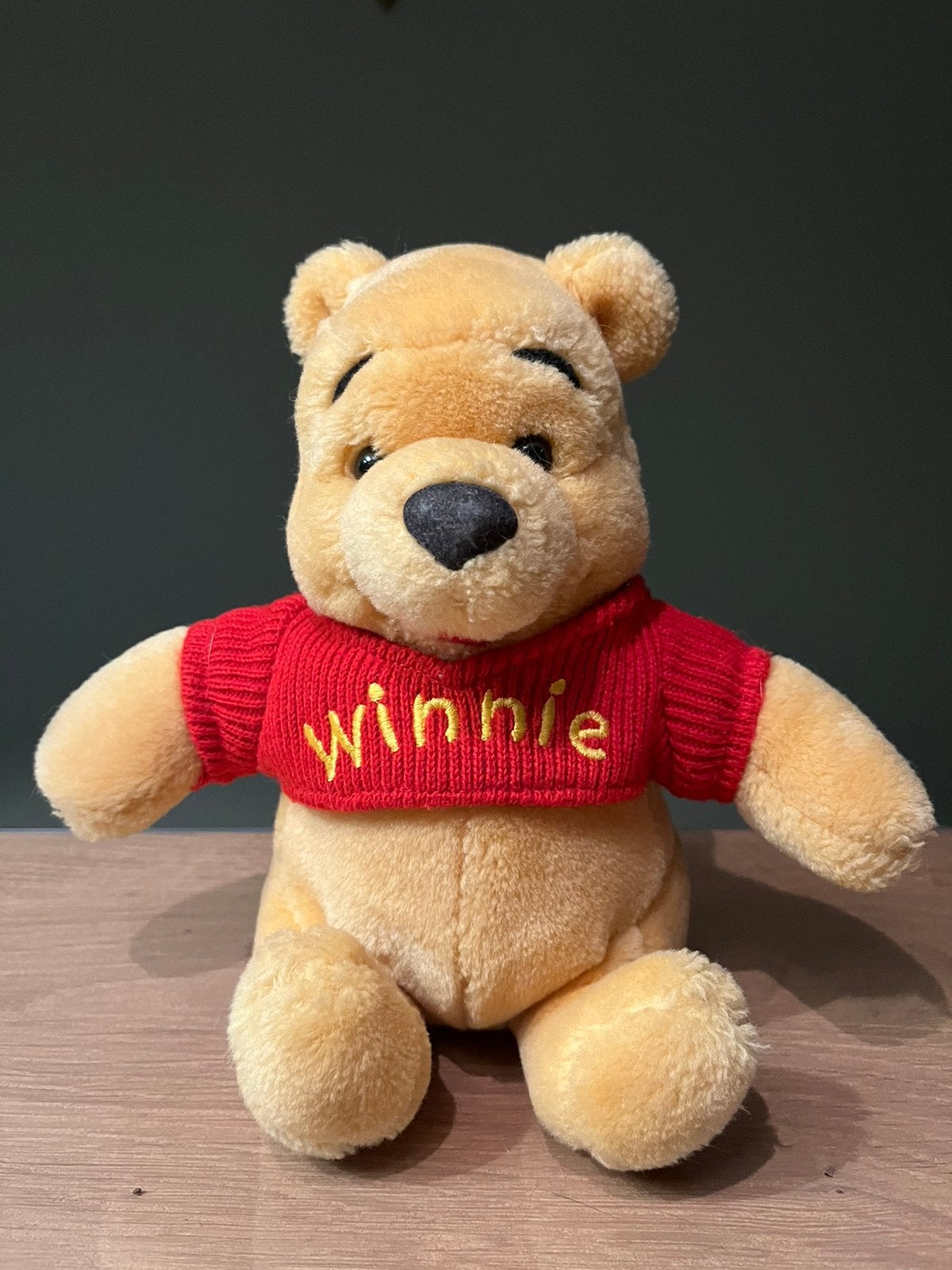 Leuke vintage Winnie the Pooh knuffel 23cm, Ophalen of Verzenden, Winnie de Poeh of vrienden, Zo goed als nieuw, Knuffel