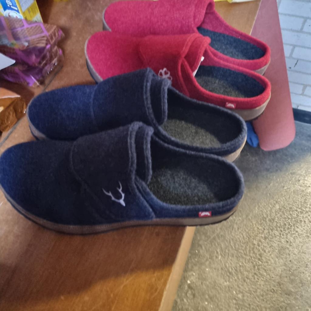Hele dure pantoffels 30 paar, Diversen, Verpleegmiddelen, Ophalen