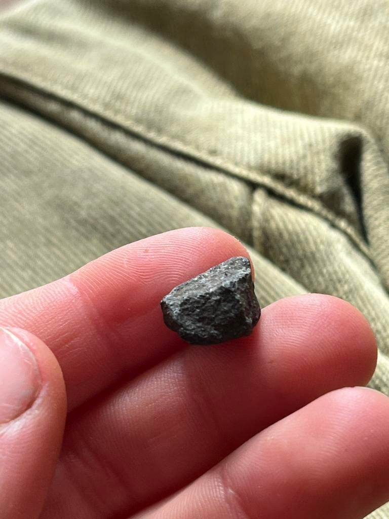 Meteor, zwart, magnetisch, zeldzaam,, Zwart, Heer, Ophalen of Verzenden, Zo goed als nieuw